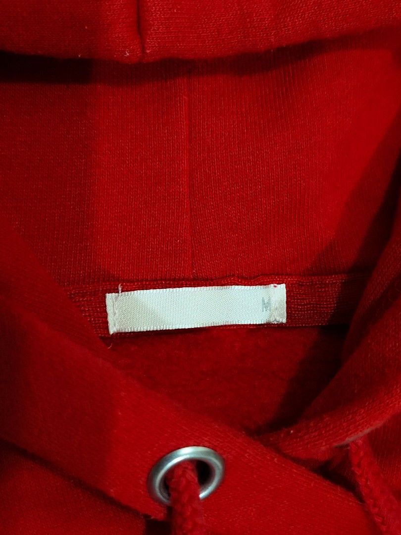 GU Red Cotton Hoodie Medium (Category: Coats, Jackets and Outerwear) located in Batangas. Submitted by pogipabili (Listing ID 1457495582, Image 3). Description: size on tag is medium but will fit small builto.