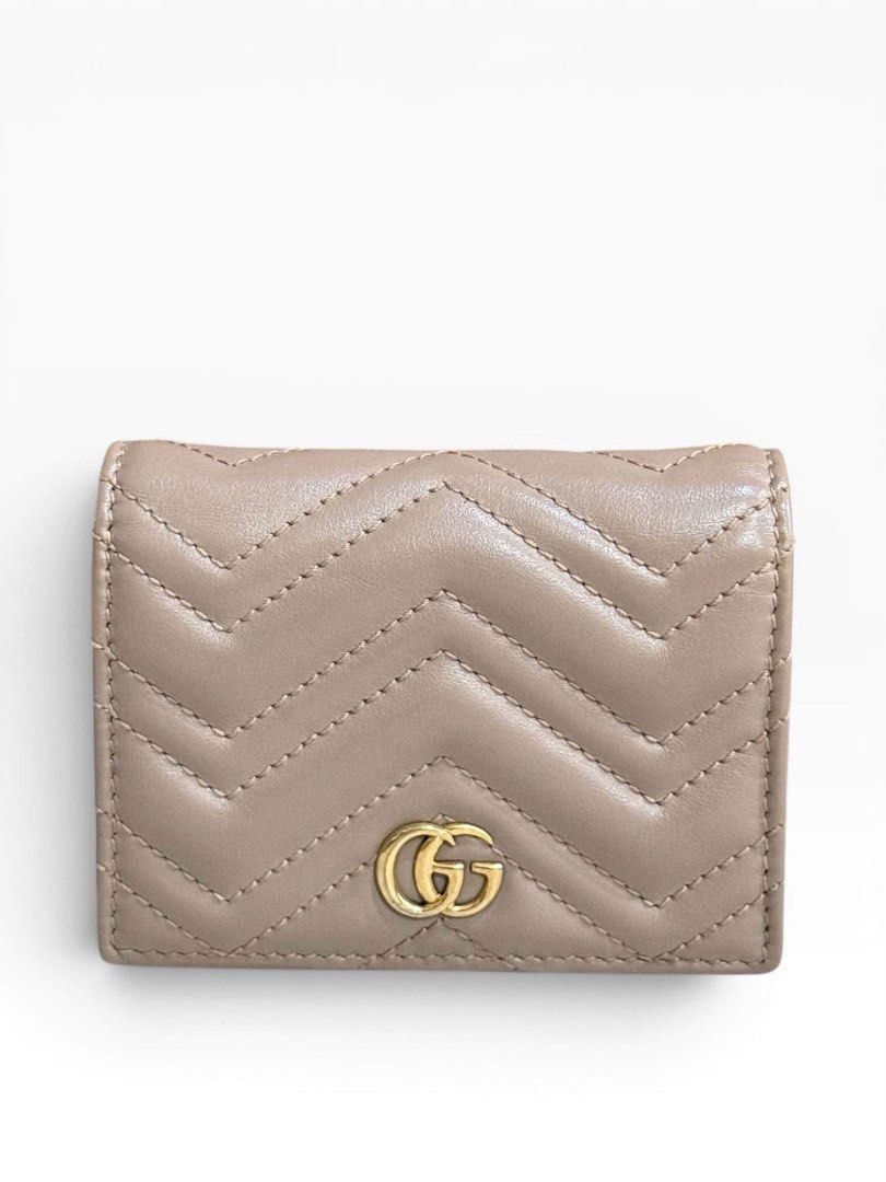 Gucci Marmont Compact Wallet (Category: Luxury Bags & Wallets) located in Antipolo. Submitted by leauthenticite2022 (Listing ID 1457468510, Image 2). Description: .