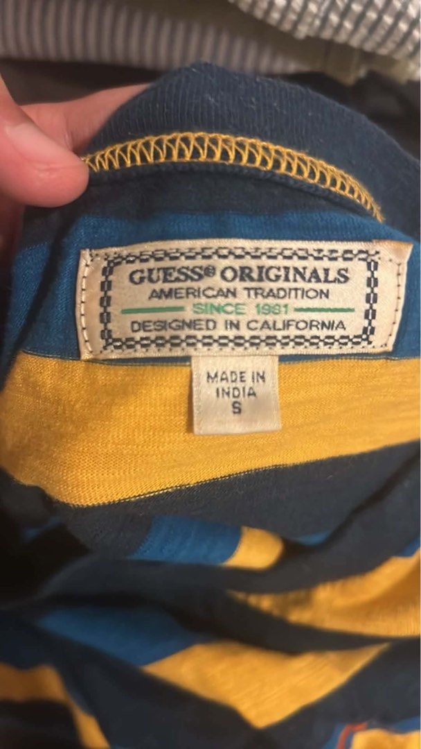Guess Originals (Category: Tshirts & Polo Shirts ) located in Manila. Submitted by offsetx (Listing ID 1457449747, Image 2). Description: Orig guess shirt Size small on tag but fits med-large (a little oversized) No issues Can do pickup/shipping/meetups .
