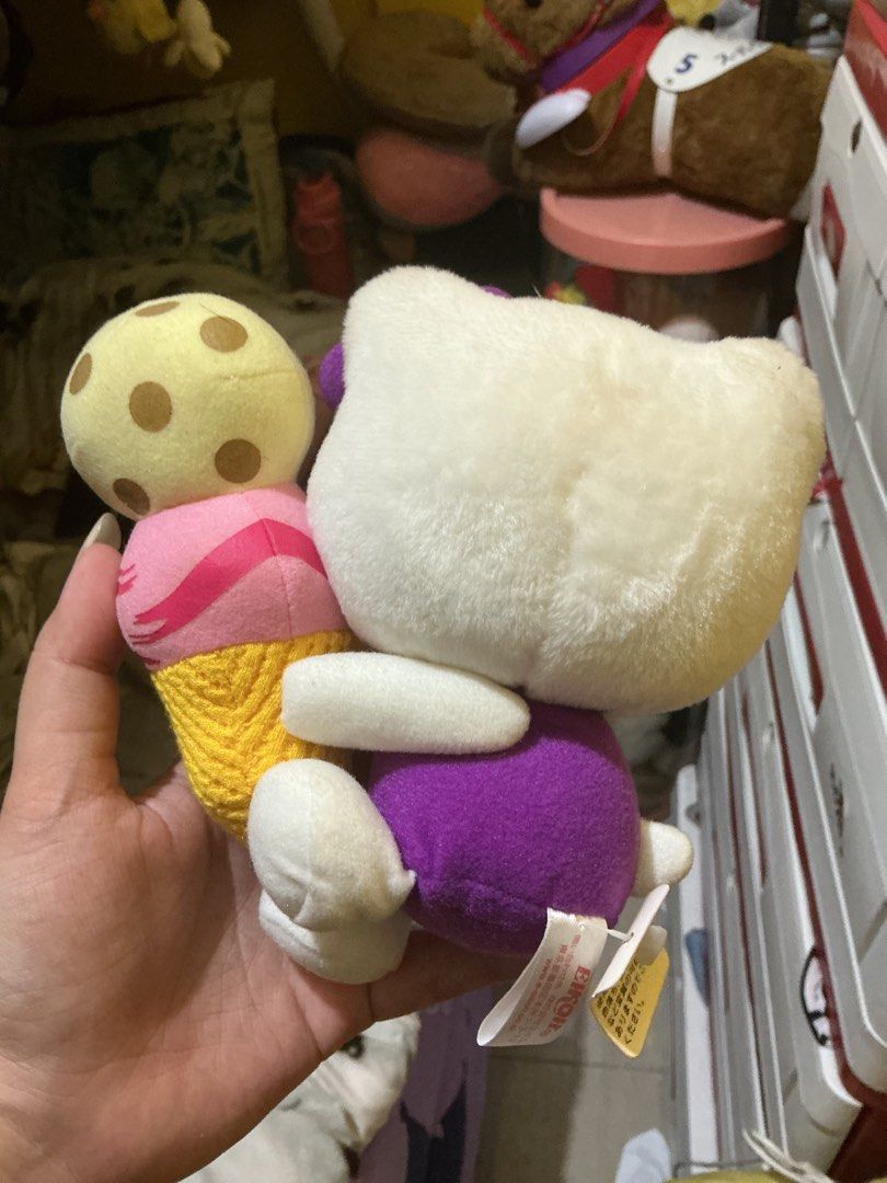 2003 Hello Kitty Plush Toy with Ice Cream (Category: Plushies & Soft Toys) located in Marikina City. Submitted by raikee (Listing ID 1457464381, Image 2). Description: May part na need wash sa bandang paa. Super cute Kitty plush toy with an ice cream cone! She's wearing a purple dress and has a purple bow. Approximately 6inches Sf included if via JnT with in metro manila and nearby city. Vis/min add 50php MOP: Gcash,Maya or GoTyme MOD: JnT Same d