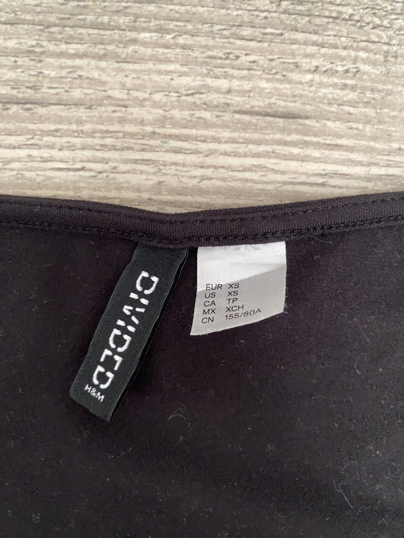H&M Black Bodysuit (Category: Others Tops) located in Bacoor. Submitted by hellop4t (Listing ID 1457363953, Image 2). Description: orig price is 499.