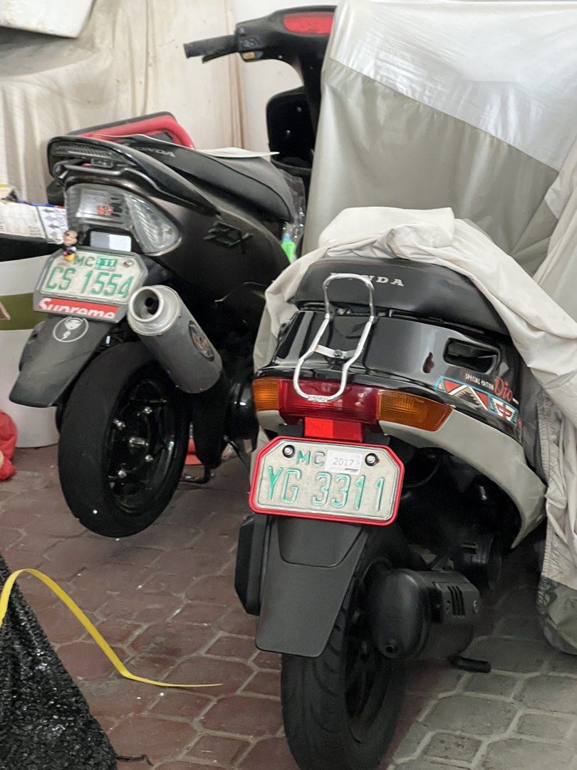 Honda Dio AF34 (Category: Motorbikes for Sale) located in Tanauan. Submitted by ronnelnavarrotbn (Listing ID 1457460668, Image 2). Description: For sale DIO3 AF34 P55,000 w/ papers ORIG KN BRAKE LEVER ORIG KN BRAKE MASTER COVER ORIG KN KICK LEVER TWH SEGUNYAL PUNO SKF HIGHSPEED BEARING SEGUNYAL SKF GEAR BEARINGS ORIG CMR BRAKE BRACKET ORIG CMR FRONT SHOCKS ORIG FRANDO BRAKE CALIPER 4POT ORIG JAPAN BURIAL PIPE ORIG white ZERO speedometer RFS: bawa