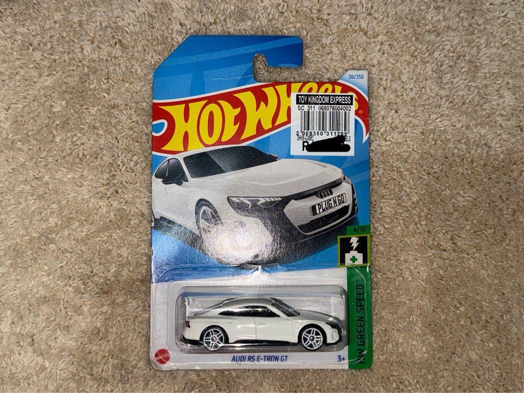 Hotwheels Audi RS E-Tron GT (Category: Vehicle & Diecast Models) located in Caloocan City. Submitted by fukuharasarina19 (Listing ID 1457495837, Image 1). Description: .