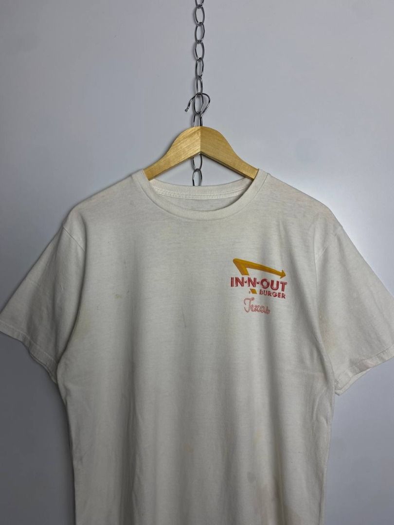 In-N-Out Burger t-shirt (Category: Tshirts & Polo Shirts ) located in Bacoor. Submitted by stash_d (Listing ID 1457334122, Image 2). Description: 19.5x28 M stains.