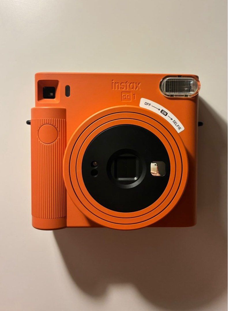Instax SQ1 (Category: Cameras) located in Malolos. Submitted by amitypuff (Listing ID 1457429407, Image 3). Description: Camera with bubble wrap pouch only. No bag and film included. Only used once..