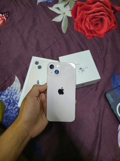 (Category: ) located in . Submitted by uniqloprelove (Listing ID 1457458900, Image 1). Description: .