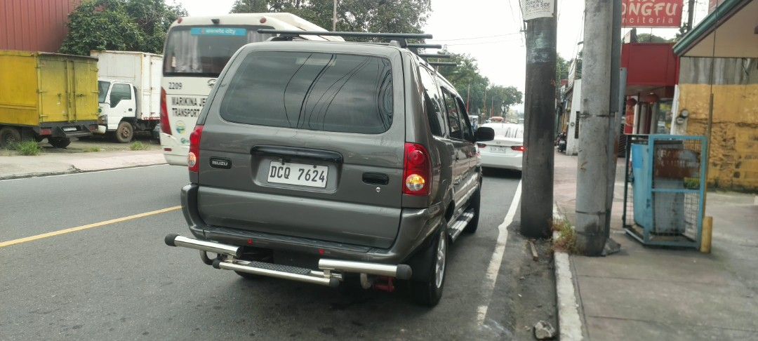 Isuzu Crosswind (Category: Used Cars) located in Marikina City. Submitted by vicbogar (Listing ID 1457333707, Image 2). Description: isuzu crosswind xt 2.5 turbo diesel good engine cold aircon fresh interior shiny paint registered complete papers 100% not flooded.