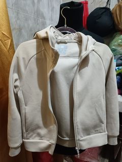 (Kategori: ) berada di . Dikirim oleh Z_Shop (ID iklan 1457467796, Gambar 1). Deskripsi: .