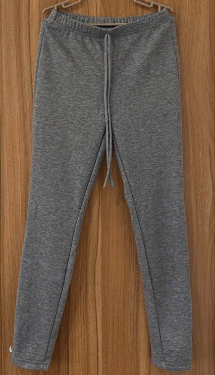 Jogger pants (Category: Other Bottoms) located in Manila. Submitted by elixir26 (Listing ID 1457364276, Image 1). Description: Can fit M.