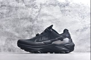 (Category: ) located in . Submitted by Outlet.Sneakers (Listing ID 1457367107, Image 1). Description: .