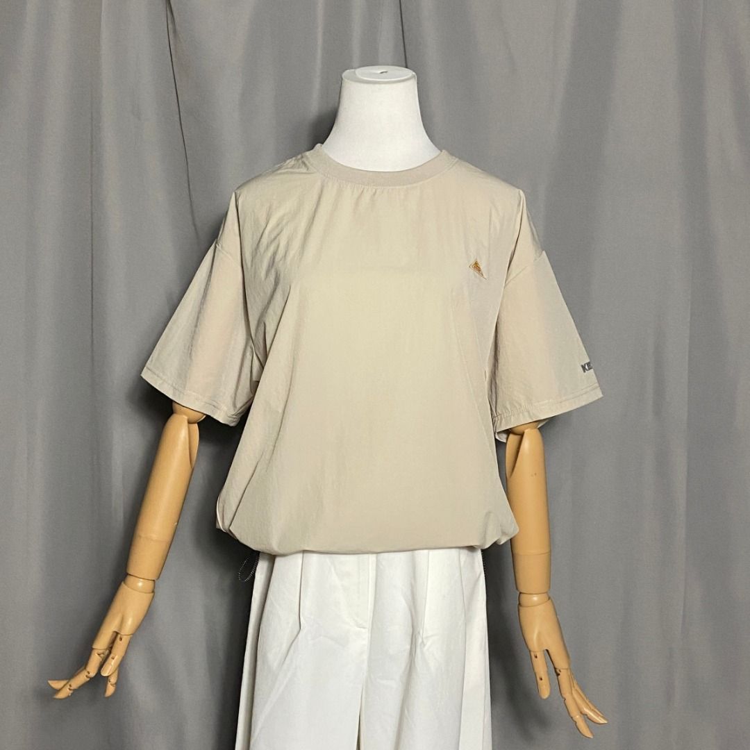 Kelty Japan Beige Shirt Top with Drawstring Hem (Category: Shirts) located in Las Pinas. Submitted by ipickyou (Listing ID 1457472289, Image 1). Description: Unwashed Condition: 10/10 𝗠𝗲𝗮𝘀𝘂𝗿𝗲𝗺𝗲𝗻𝘁𝘀 𝘄𝗵𝗲𝗻 𝗹𝗮𝗶𝗱 𝗳𝗹𝗮𝘁: -Shoulder to shoulder: 20 1/2” -Armpit to armpit: 21 1/2” -Length: 22”.