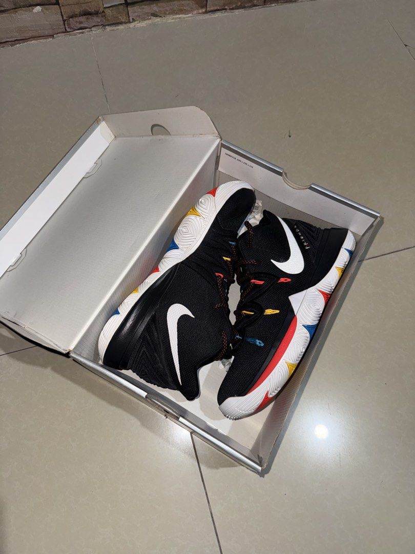 Kyrie 5 x Friends (Category: Sneakers) located in Taguig. Submitted by jhonnish (Listing ID 1457456563, Image 3). Description: WTS/LFB Open for trade and meetup negotiable brand new authentic/ Unli LC Taguig Loc .