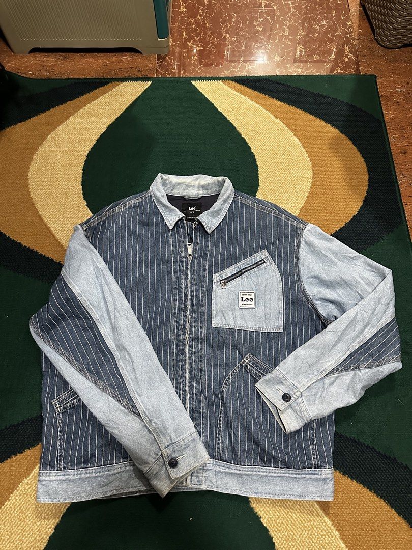 Lee zip up denim work jacket (Category: Coats, Jackets and Outerwear) located in Quezon City. Submitted by nizzy5 (Listing ID 1457355592, Image 1). Description: Authentic lee denim work jacket! Size XL on tag Dimes: 26width 27length No issue no missing buttons or anything. .