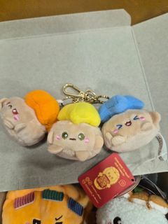 (Category: ) located in . Submitted by kittynara (Listing ID 1457513667, Image 1). Description: .