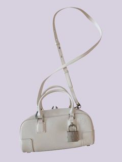 (Category: ) located in . Submitted by love.purse (Listing ID 1457447774, Image 1). Description: .