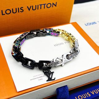 (Category: ) located in . Submitted by outlet_seller_jennie (Listing ID 1457430012, Image 1). Description: .