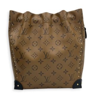 (Category: ) located in . Submitted by carousellluxury (Listing ID 1457390277, Image 1). Description: .