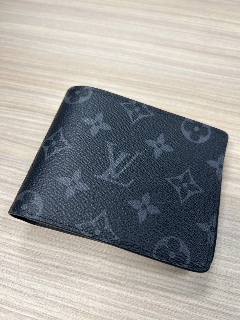 LV pf multiple m ecli (Category: Bags & Wallets) located in Singapore. Submitted by hang072 (Listing ID 1457482507, Image 1). Description: Brand new in box . Never used before. Bought from LV boutique MBS $800 with receipt in late May 2026. Can show as proof if keen. Low ballers don’t need to message..