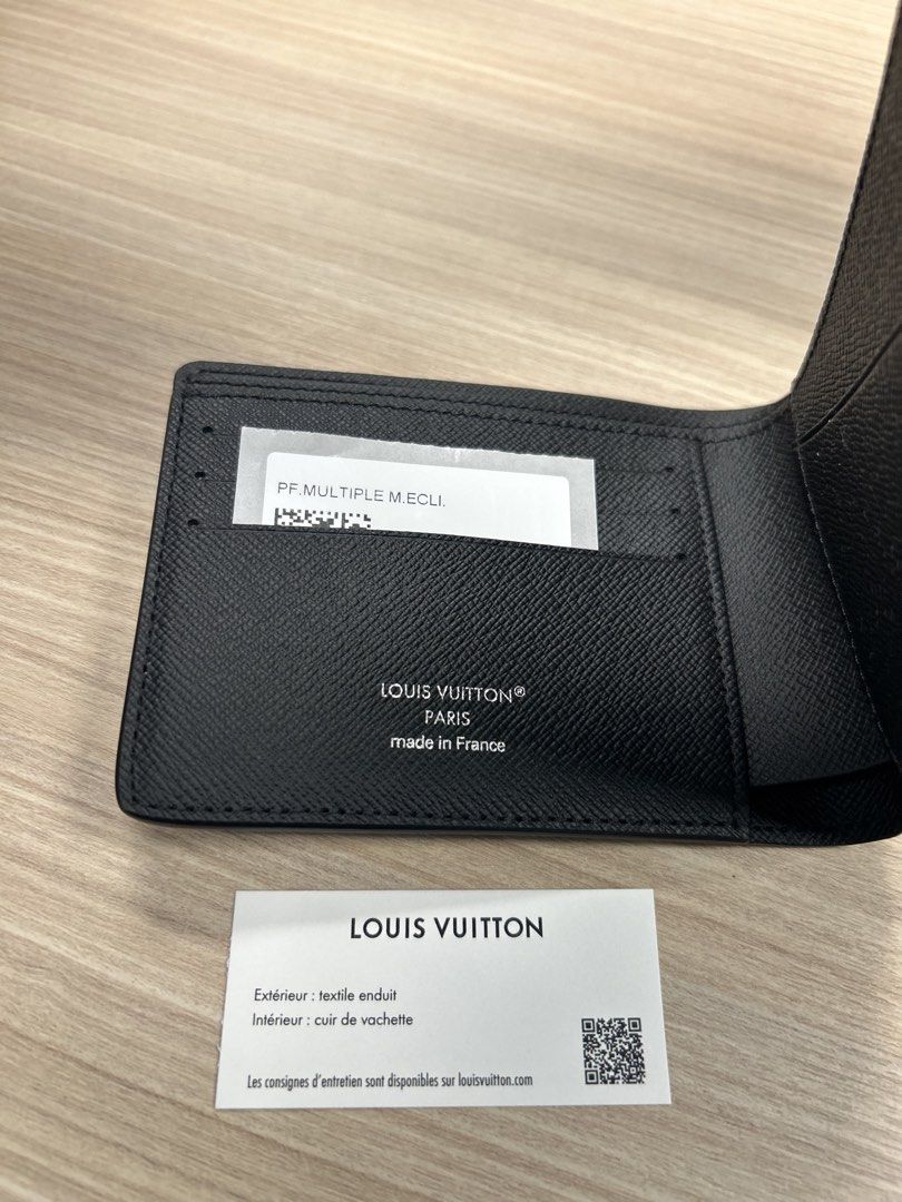 LV pf multiple m ecli (Category: Bags & Wallets) located in Singapore. Submitted by hang072 (Listing ID 1457482507, Image 2). Description: Brand new in box . Never used before. Bought from LV boutique MBS $800 with receipt in late May 2026. Can show as proof if keen. Low ballers don’t need to message..