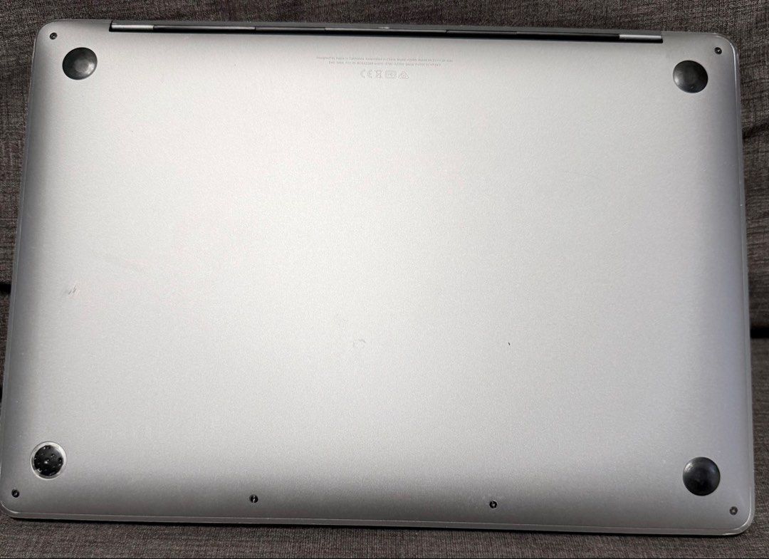Macbook Pro 2020 (Category: Laptops & Notebooks) located in Taguig. Submitted by chrisamistoso (Listing ID 1457422066, Image 2). Description: Macbook Pro 2020 Intel Core i5 8gb RAM 256 gb storage Minor scratches Battery - service recommended Original box available.