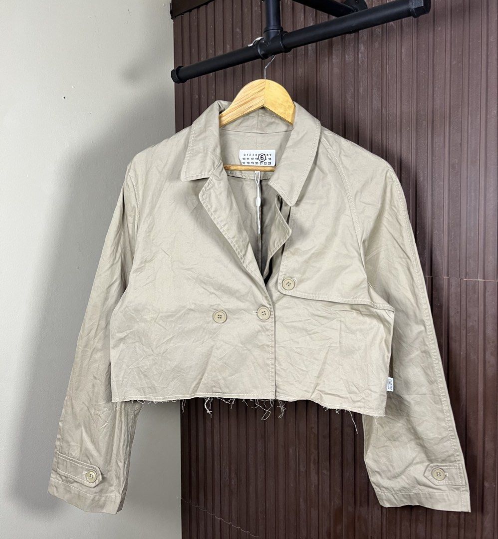 Maison Margiela MM6 Cropped Jacket (Category: Coats, Jackets and Outerwear) located in Cabanatuan. Submitted by cabsygoods (Listing ID 1457439394, Image 2). Description: Ralph Lauren Denim & Supply Spring Duffle Coat Jacket Dimes 20 x 19 inches Very good condition No issue Color rate 9/10 Dm to purchase! 📩.