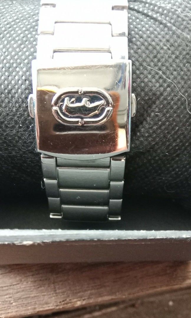 Marc Ecko "The Skeletor" Flash Sale (Category: Men's Watches) located in Manila. Submitted by piatot (Listing ID 1457357476, Image 2). Description: Marc Ecko "The Skeletor" E11544G1 — Watch Details & Price Model: E11544G1 ("The Skeletor") Brand: Marc Ecko Cut & Sew Gender: Men's Movement: Japan quartz (3-hand analog) Crystal: Mineral glass Case: Polished stainless steel, round, 43–44 mm diameter Bezel: Stainless steel set with crystal/clear stone