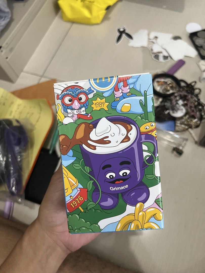 MCDONALDS Collector’s Cup 2024 (Category: Dinnerware & Cutlery) located in Quezon City. Submitted by charlixcxshop (Listing ID 1457423954, Image 2). Description: Limited Edition 2024 Mcdonalds Glass Cup NEVER BEEN OPENED (last price) Set for 350.