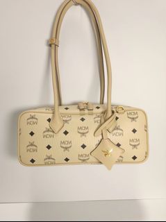 (Category: ) located in . Submitted by pshoppers. (Listing ID 1457362361, Image 1). Description: .