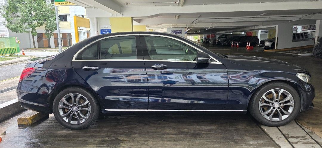 Mercedes-Benz C-Class Saloon C180 Avantgarde (A) (Category: Used Cars) located in Singapore. Submitted by molecules (Listing ID 1457340538, Image 3). Description: - No offence but I'll have to stress that I AM NOT INTERESTED IN CONSIGNING. - Car have been timely serviced. - Replaced TCM recently. - Replaced Lower Control arms recently. - Replaced oil sump oil pressure sensor. - Serviced recently. - Replaced Brembo rear brake pads. - Paintwork is 