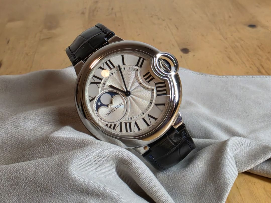 MINT Cartier 4034 Ballon Bleu de Cartier Moonphase WSBB0020 近新 卡地亞 藍氣球 月相 全套 （分類：手錶）位於 Hong Kong。 由 alpinewatchjewellery 提交（商品編號 1457345277，圖片 2）。簡介： Ref : WSBB0020 37MM 鋼殼/摺疊扣. 停產藍氣球月相. 細三針款. 1904-LU MC 自動機芯. 動儲38小時. 近新狀態. 原裝帶. 全套 (Full Set). 08/2019年錶. 8年保養至08/2027. W2029。