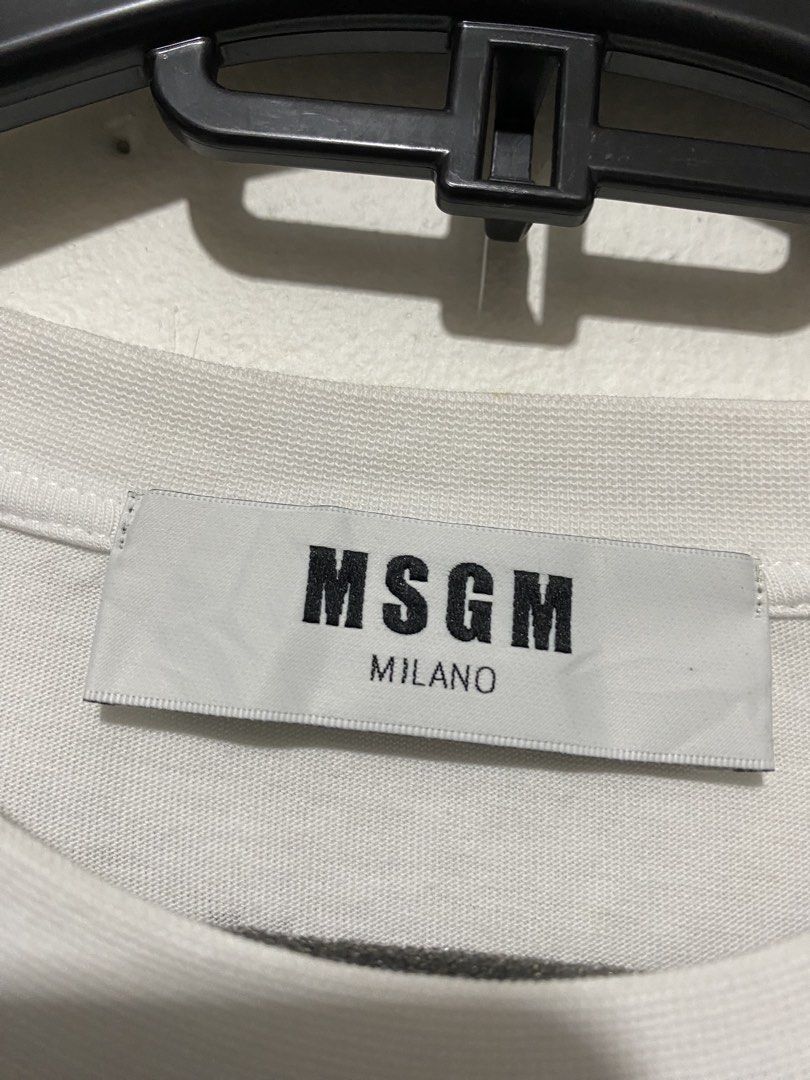 MSGM MILANO SHIRT (Category: Shirts) located in Caloocan City. Submitted by alexahvaldez (Listing ID 1457483694, Image 3). Description: NEGO 22 / 24.5 LIKE NEW NO ISSUE.