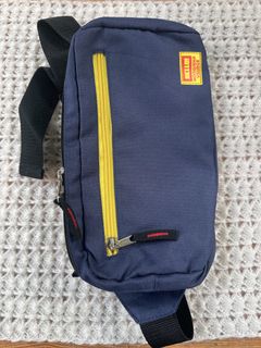 (Category: ) located in . Submitted by favoritepreloved (Listing ID 1457398682, Image 1). Description: .