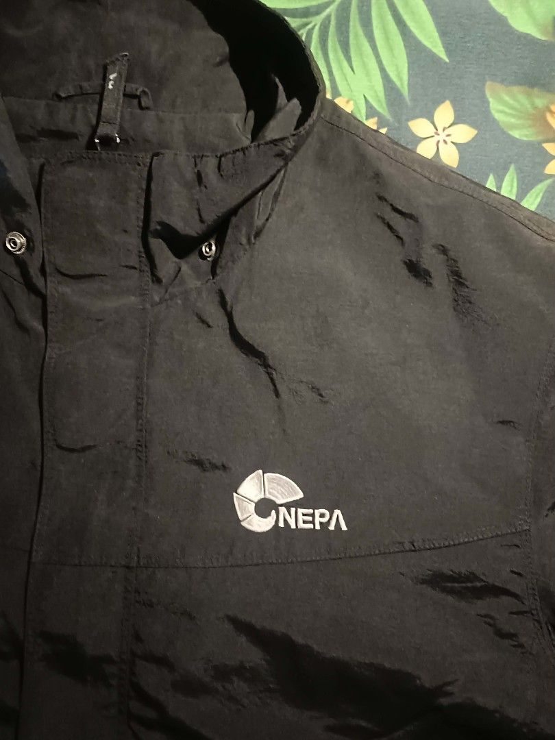 NEPA OUTDOOR JACKET (Category: Coats, Jackets and Outerwear) located in Aloran. Submitted by axis_core (Listing ID 1457475735, Image 3). Description: .