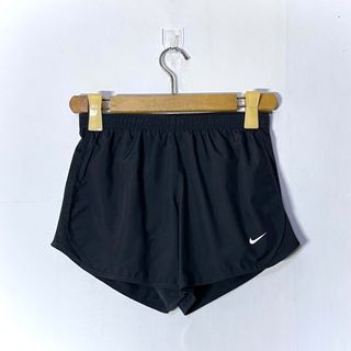 (Category: ) located in . Submitted by ywthrift (Listing ID 1457474432, Image 1). Description: .