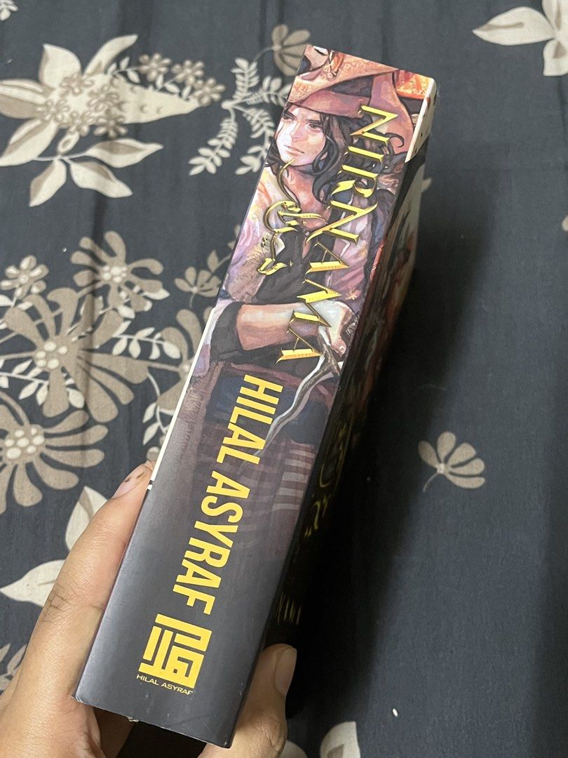 Nirnama 1 (Category: Storybooks) located in Ulu Tiram. Submitted by myokirin (Listing ID 1457512921, Image 2). Description: Nirnama 1 by Hilal Asyraf -condition buku like new, everything so far ok je takde problem .