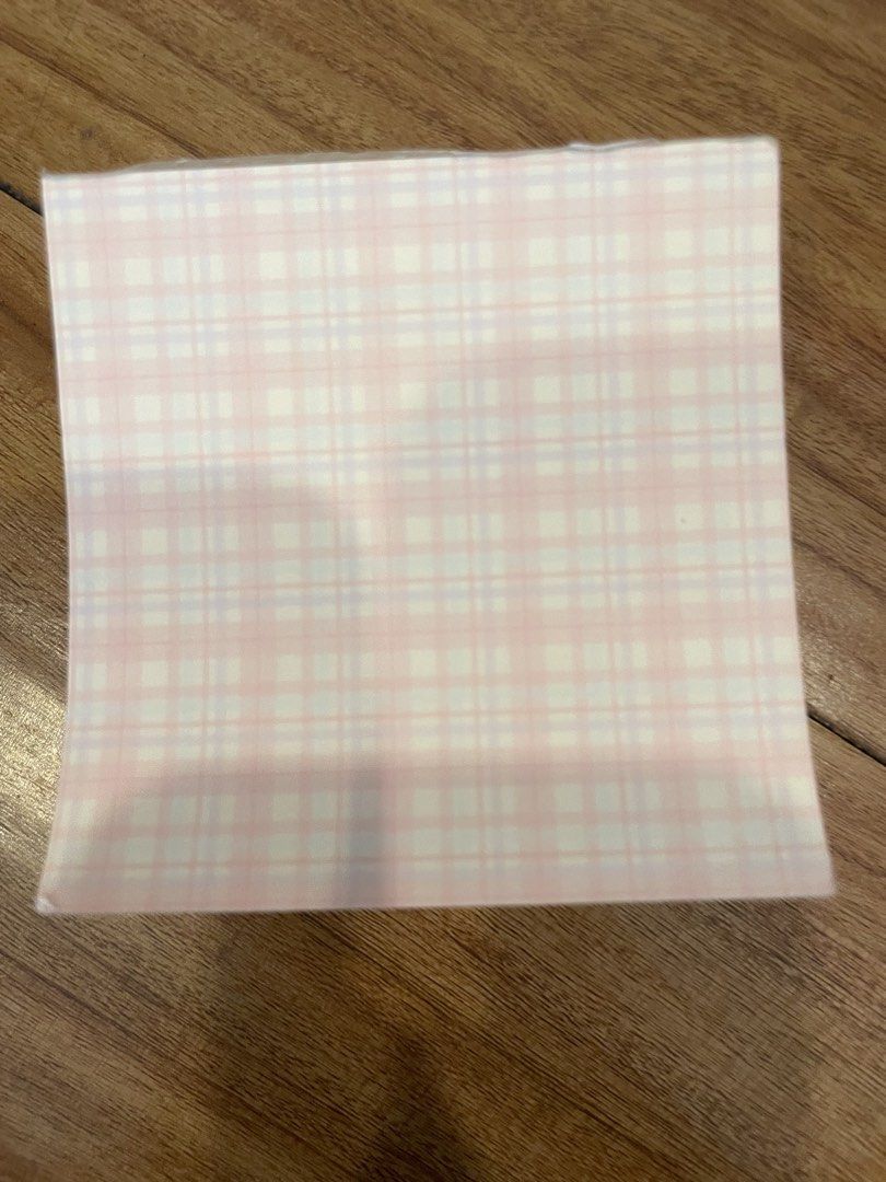 Notepad (Category: Stationery & School Supplies) located in Singapore. Submitted by adelina789 (Listing ID 1457426610, Image 3). Description: .