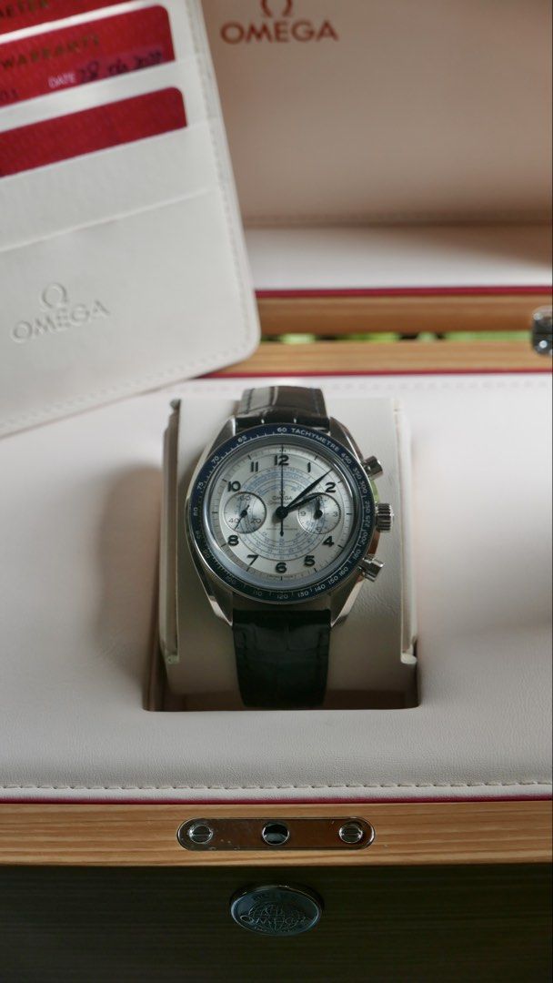 Omega Speedmaster Chronoscope (Category: Luxury Watches) located in Quezon City. Submitted by autotimesales (Listing ID 1457341101, Image 3). Description: Omega Speedmaster Chronoscope 2025 Reference: 329.33.43.51.02.001 Case Diameter: 43mm Foreign AD Complete Set 🏷️348k Only.