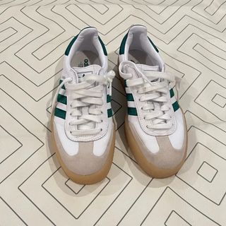 (Category: ) located in . Submitted by fashionistamum87 (Listing ID 1457335231, Image 1). Description: .