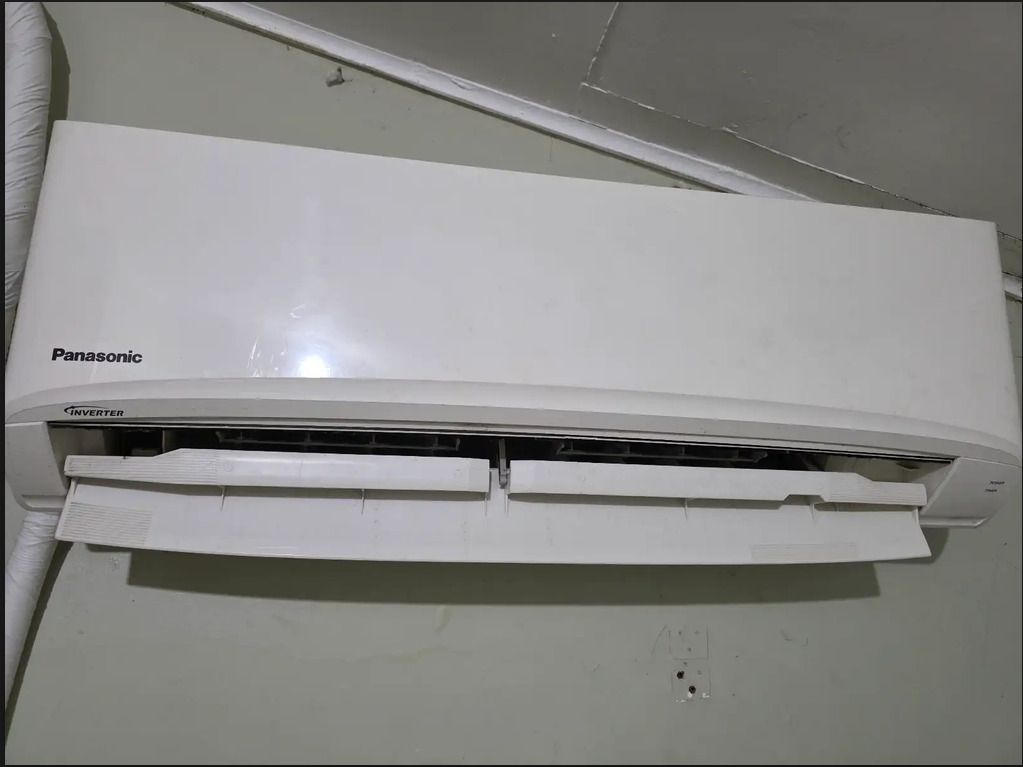 Panasonic Split Type Air Conditioner 1.5HP (Preloved – Good Condition) (Category: Air Conditioning and Heating) located in Manila. Submitted by sidney_princess (Listing ID 1457413319, Image 1). Description: ✅ Product Details: Brand: Panasonic Type: Split Type Air Conditioner Capacity: 1.5 HP Purchase Date: June 2022 Condition: Pre-owned, fully working & well-maintained Inverter No major issues (ready for installation & use 👍) 🎁 Package Includes