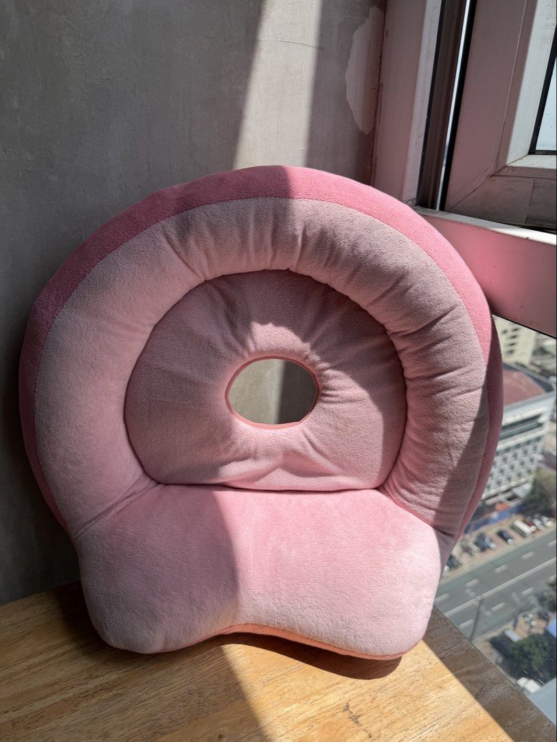 Pelvic Support Cushion Pink (Category: Braces, Support & Protection) located in Quezon City. Submitted by shopgood_mnl (Listing ID 1457437038, Image 3). Description: .