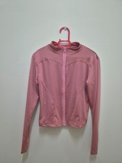 (Category: ) located in . Submitted by radicallypreloved (Listing ID 1457485979, Image 1). Description: .