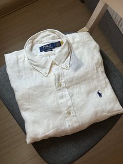 (Category: ) located in . Submitted by sam.wardrobe (Listing ID 1457471110, Image 1). Description: .