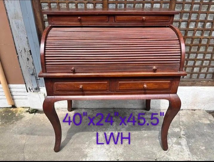 Pre War escritorio study table molave wood (Category: Tables & Sets) located in Manila. Submitted by carmelites36250 (Listing ID 1457339648, Image 1). Description: Prewar escritorio desk solid molave wood refurbish varnish deliver Pick up @shop/ Delivery Pm me ☎️☎️☎️☎️ Price-35000.