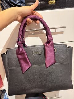 (Category: ) located in . Submitted by closet-loop (Listing ID 1457453400, Image 1). Description: .