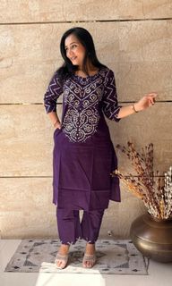 (Category: ) located in . Submitted by vibrantdecorclothing (Listing ID 1457506187, Image 1). Description: .