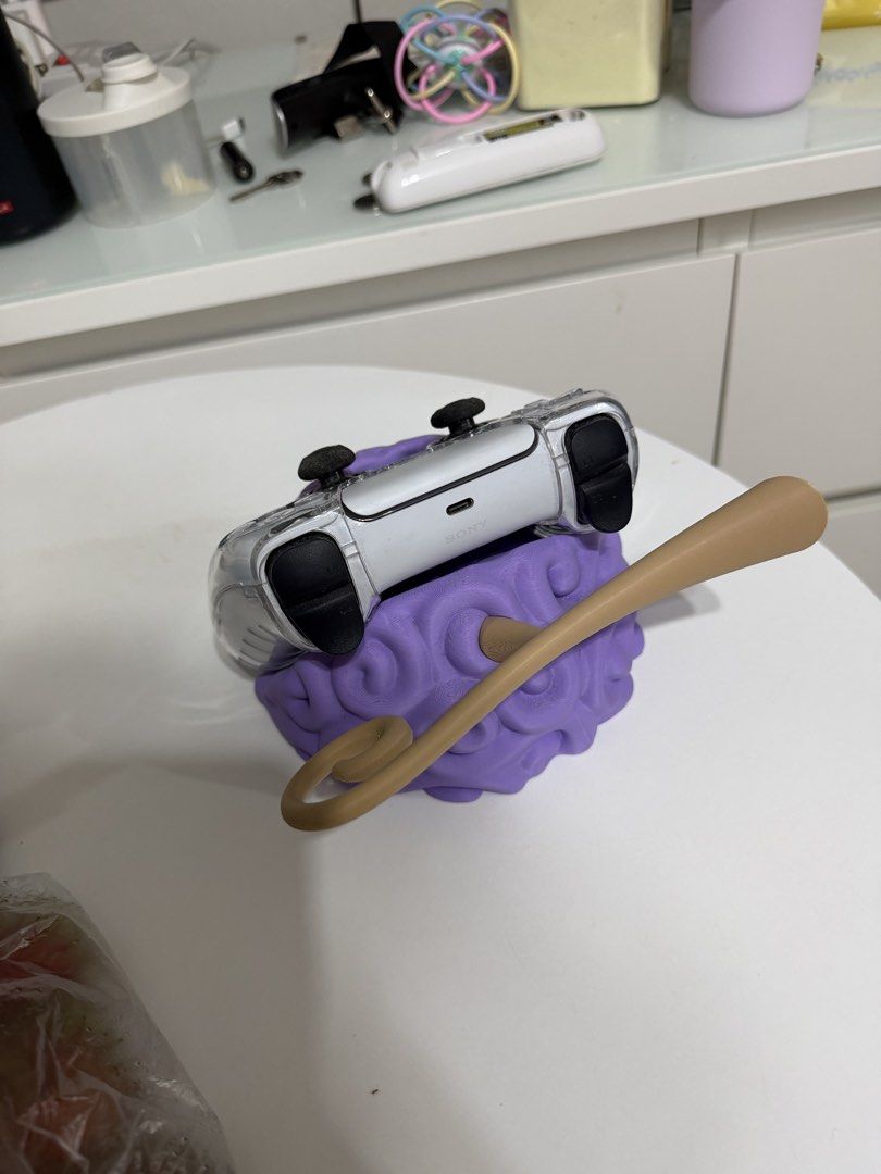 PS5 Controller Holder/Stand Devil Fruit (Category: Controllers) located in Caloocan City. Submitted by msmary01 (Listing ID 1457430857, Image 2). Description: .
