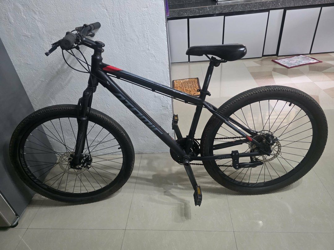PSYCHO Mountain Bike - Size M - Black (Category: Bicycles) located in Manila. Submitted by royalcrystal.0926af (Listing ID 1457367515, Image 1). Description: ATOMIC PSYCHO 27.5’ alloy frame (MEDIUM size) mech brake set Selling for 9,918 NEGO for sure buyer) Message ka lang baka magkasundo tayo sa price. 😄 ✨ Wheel Size 27.5er ✨ 21 Speed (3x7) ✨ Ready FOR hydraulic ✨ ATOMIC Alloy Frame ✨ ATOMIC Alloy Rim ✨ ATOMIC Alloy Stem ✨ Skillfull Shifter ✨ F
