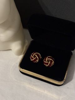 (Category: ) located in . Submitted by sincereselling (Listing ID 1457469537, Image 1). Description: .