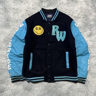 (Category: ) located in . Submitted by itsvintageclothing (Listing ID 1457507142, Image 1). Description: .