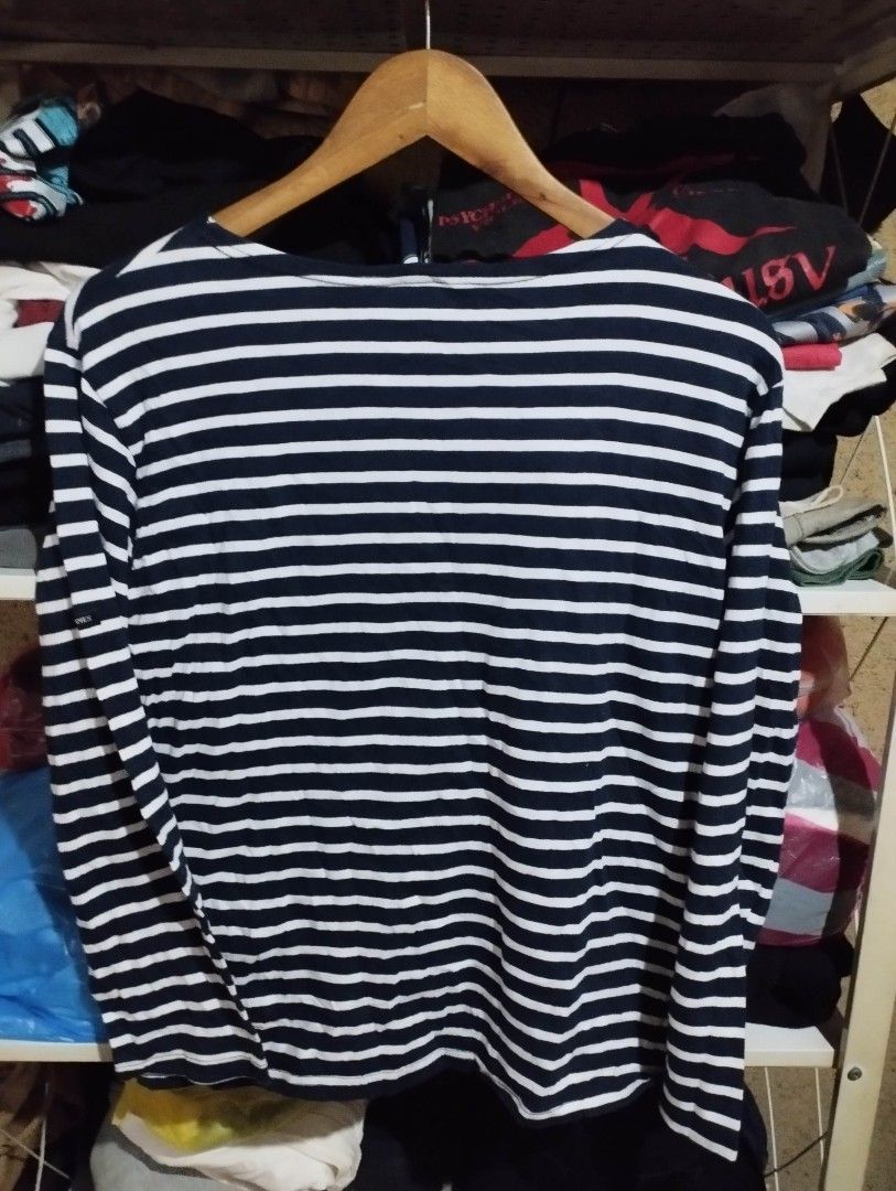 SAINT JAMES WOMENS PINSTRIPE LONG SLEEVES (Category: Longsleeves) located in Zamboanga. Submitted by 2ndhandscore (Listing ID 1457514599, Image 2). Description: WOMENS MEDIUM 18 INCHES WIDTH PIT TO PIT 24 INCHES LENGTH.